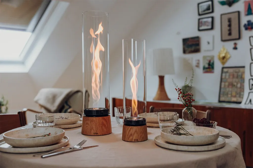 00946_SPIN-air-900-Tischfeuer-Eiche-natur-atmo-3-pdp_1920x1920.webp