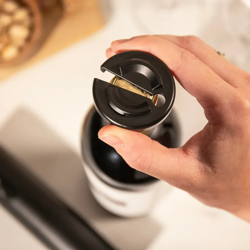ElectricWineOpener_foilcutter.webp