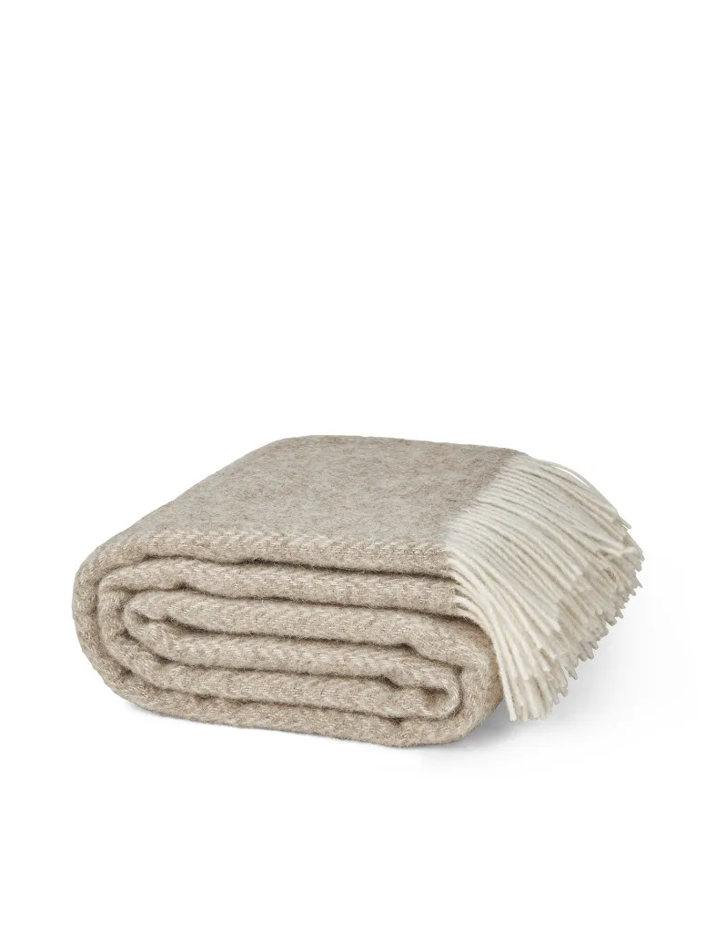 5740012103072 - 75000 - Hope Throw - Beige1.webp